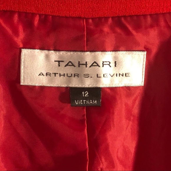 Red blazer - Picture 3 of 4